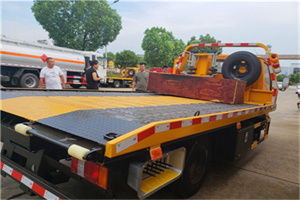 夷陵附近拖车电话号码服务