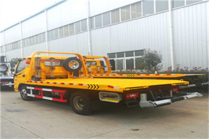 夷陵附近拖车救援搭电